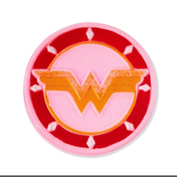 Hi Peach Layne JLA 4 Bath Bomb Bundle, Flash, Batman, Superman, Wond Woman - Picture 11 of 13